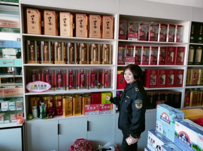 懷遠縣市場監督管理局開展酒類經營戶專項檢查